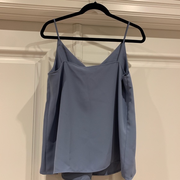UNIQLO pretty blue camisole size L ✨ - Picture 2 of 3